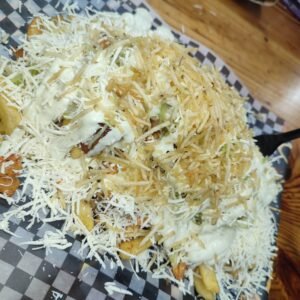 <b>BUTI POLLO RANCHERO</b><BR><BR>BUTIFARRA, PECHUGA Y RANCHERA